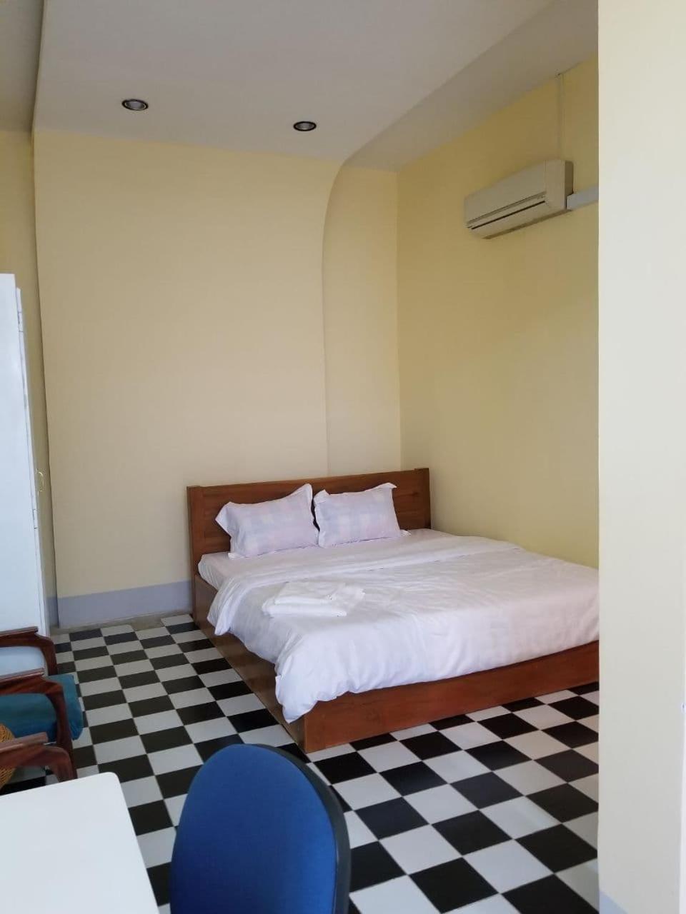 Room 7 - Studio In A Villa 5Mn Walk From The Royal Palace With Swimming Pool بنوم بنه المظهر الخارجي الصورة